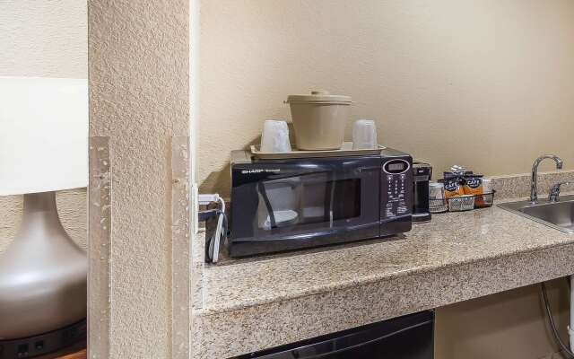 Comfort Suites Yukon - SW Oklahoma City