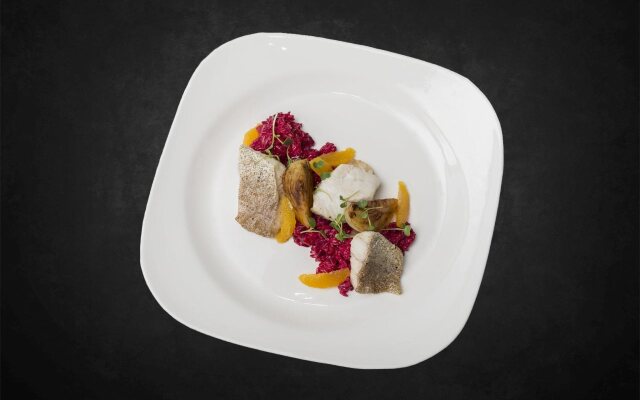 Crowne Plaza Limassol by IHG