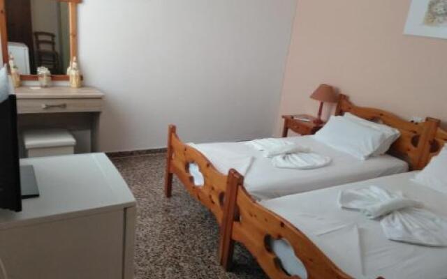 Rooms Apostolis