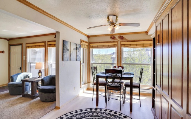 Walk to Ski Lift: Brian Head Condo w/ Pool Access!