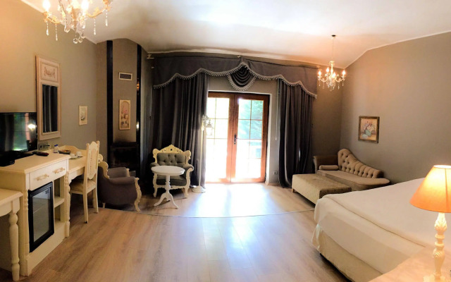 Village Park Resort & Spa