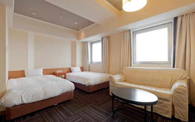Kanku Izumiotsu Washington Hotel
