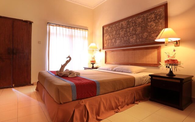 Laghawa Beach Hotel & Villa