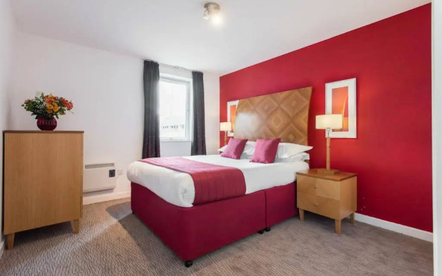 PREMIER SUITES Birmingham