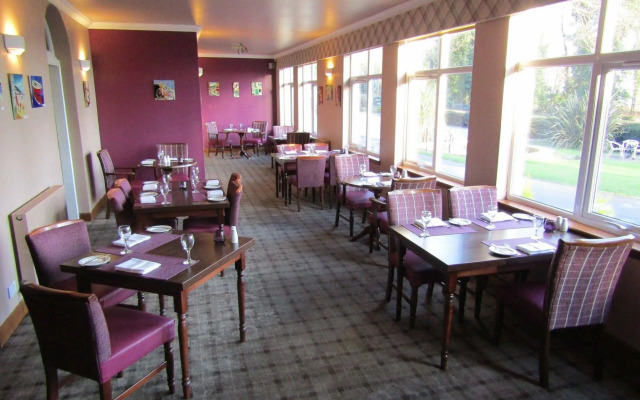 Kingswood Hotel
