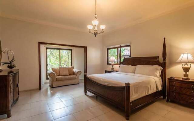 Srvittinivillas Brres/16 Spacius Villa / Large Family/ Group/ Couples/holiday