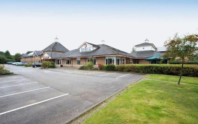 Premier Inn Sheffield/Barnsley - M1 Jct36