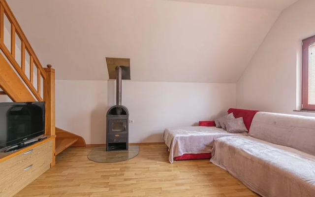 Vineyard Cottage Lustek