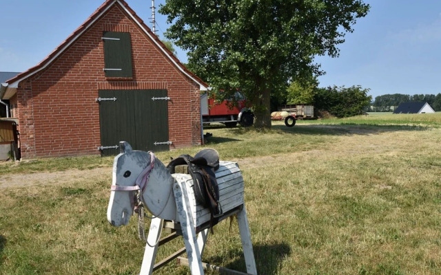 Spacious Apartment With Garden, Terrace, Heating and Bar