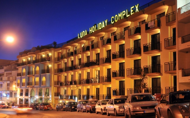 Luna Holiday Complex