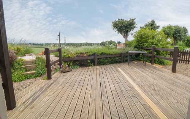 3 Valley View Lodges