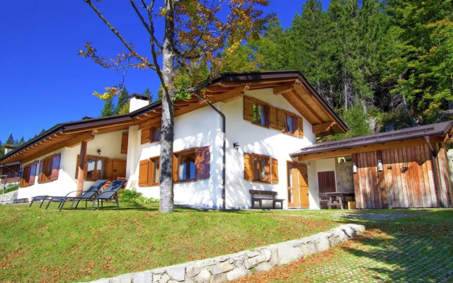 Belvilla by OYO Chalet Mughetto