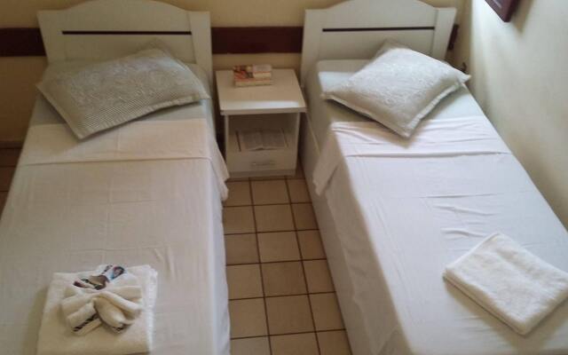 Escuna Praia Hotel