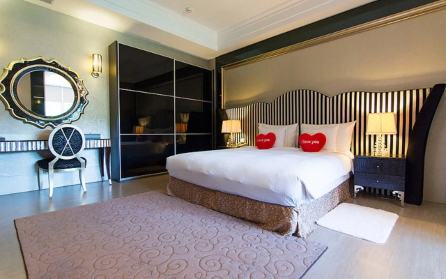 Lido Forest Resort Hotel