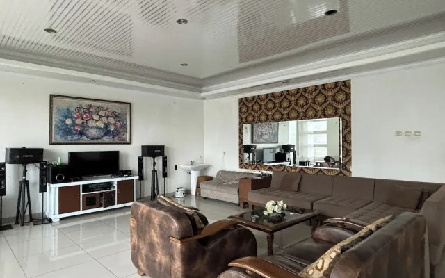 Green Hero Darajat Hotel