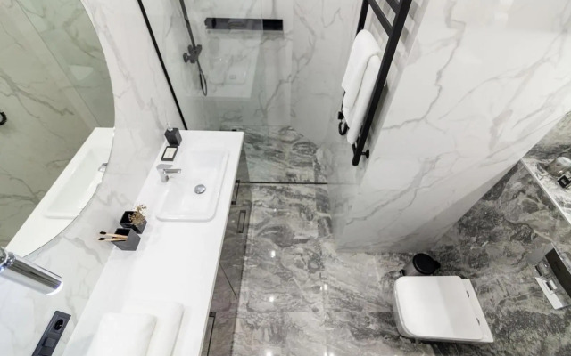 Кості Левицького 11