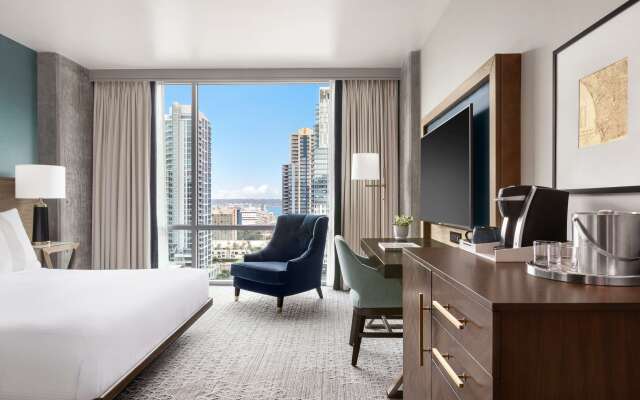 Carte Hotel San Diego Downtown, Curio Collection by Hilton