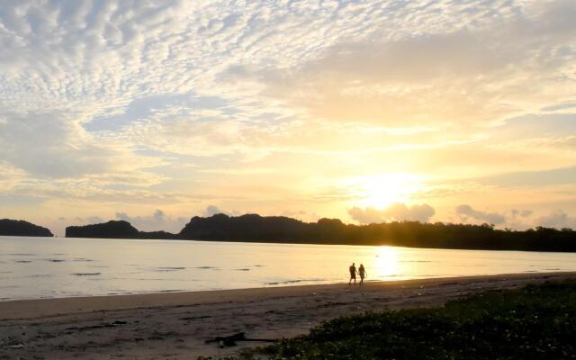 SeeSea Resort
