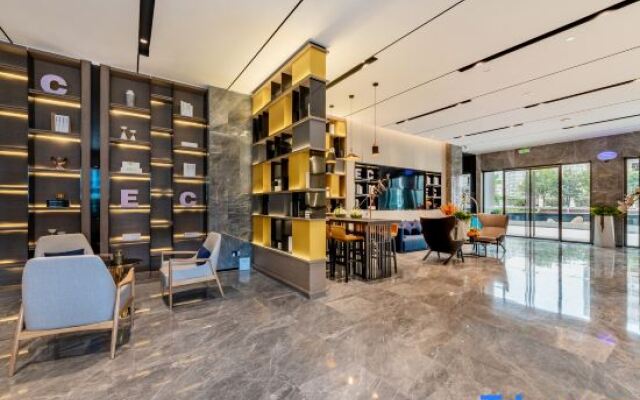 Echarm Hotel (Yichang Huoche Dongzhan)
