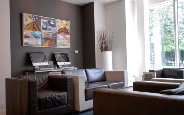 Watermark Kendall West by Bluebird Suites