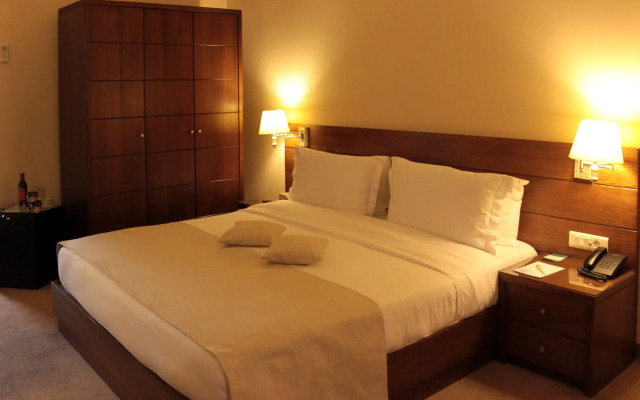 The Cosmopolitan Hotel