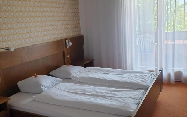 Pension an der Mayenburg