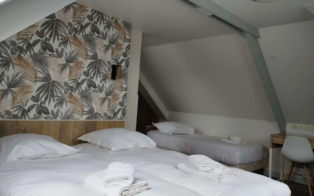 Brit Hotel L'Arrivée Guingamp