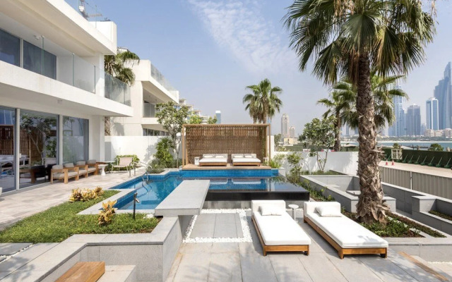 FIVE Palm Jumeirah Dubai by Maison Privee