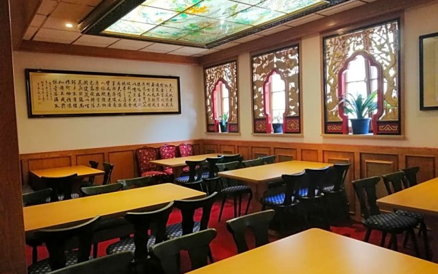 China Restaurant Hotel Lotus