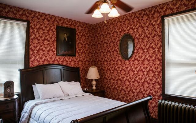 Brownsville Road House Bed Breakfast