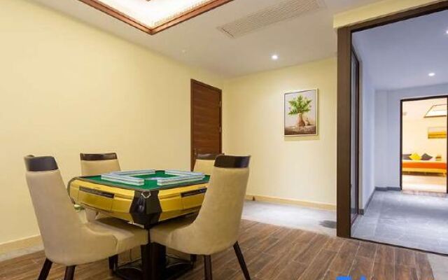 Sanya Pengyue Pool Villa