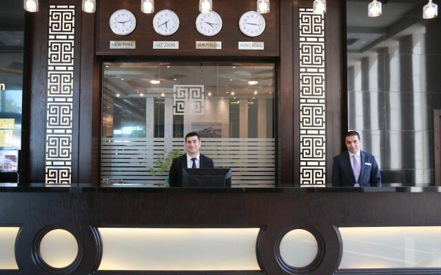 Carmel Hotel