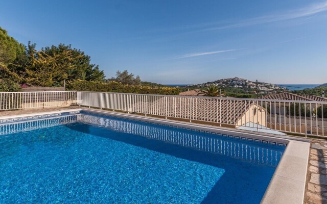 Spacious Holiday Home in L'escala With Private Pool