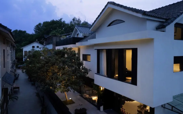 PlayHome-Seeing the Soul's Retreat