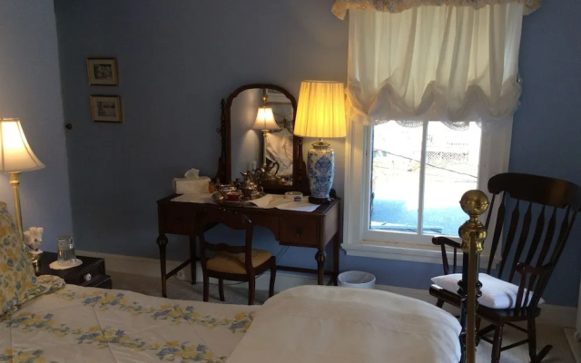 John L Stam House