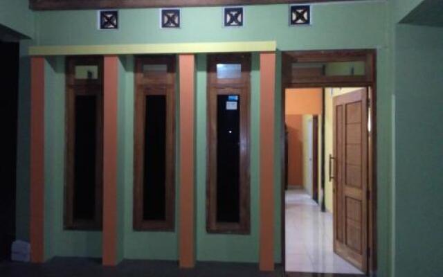 Jlatren Homestay