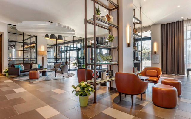 Cambria Hotel Washington D.C. Navy Yard Riverfront