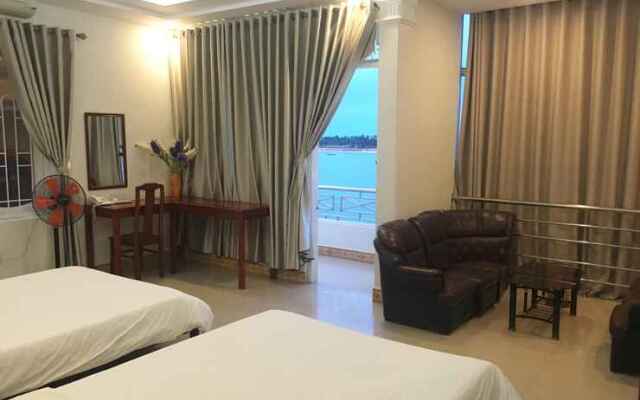 Tu Quy Hotel
