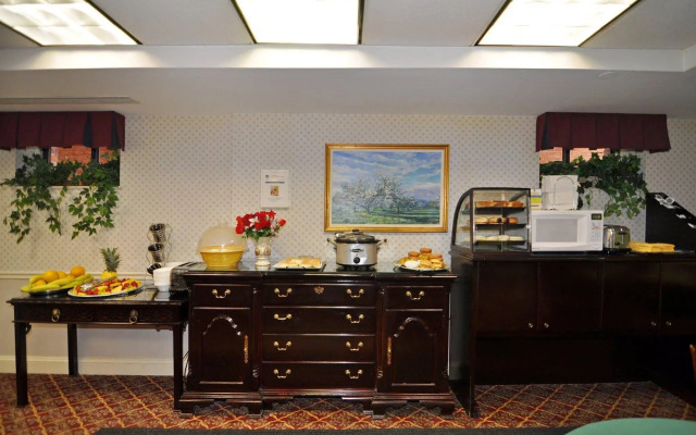 West End Washington DC, Tapestry Collection by Hilton