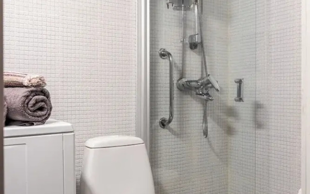 Studios near Lahti Center and Isku-Arena with Free Parking