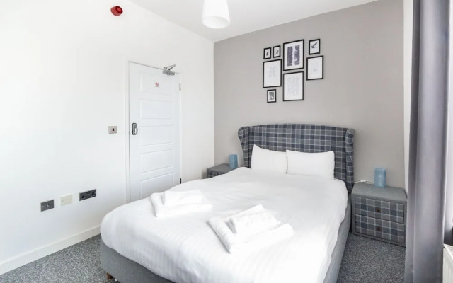 Oddfellows 5 Ensuite Double Room