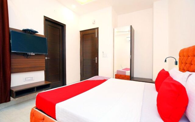 Collection O 45544 Hotel Legacy