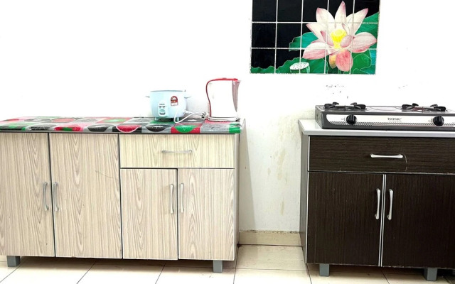 OYO Home 90492 Sena Homestay