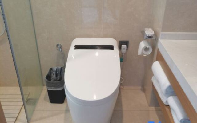 Chongqing Tianhui Hotel (Southwest University Zhuangyuanbei Subway Station)