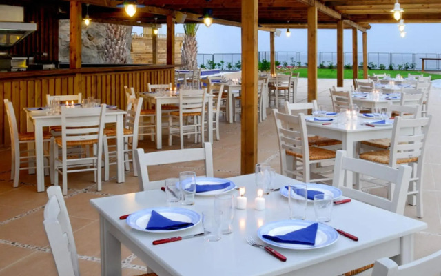 Kinetta Beach Resort & Spa - All Inclusive