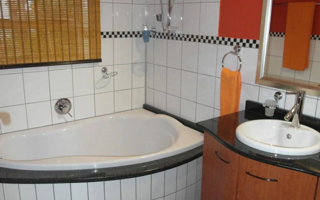 Redsquare Home