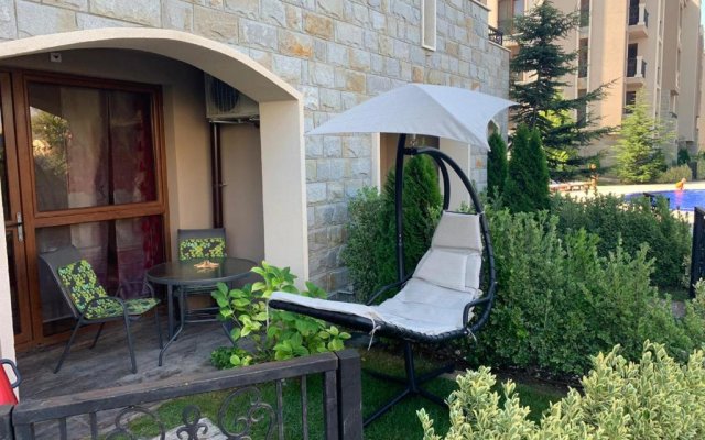Luxury Orchid apartment with a garden in a private hotel complex Cascadas Bulgaria