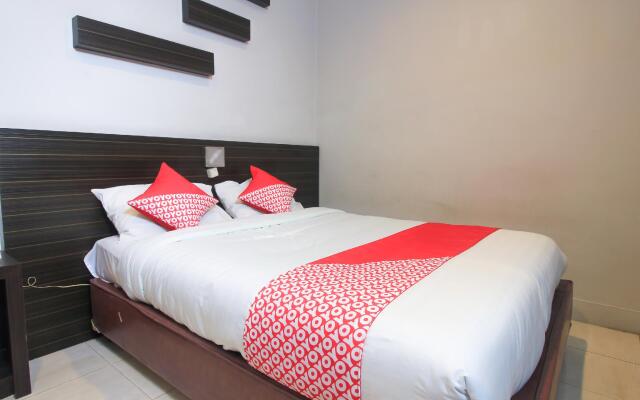OYO 717 Hotel Dharma Utama Syariah