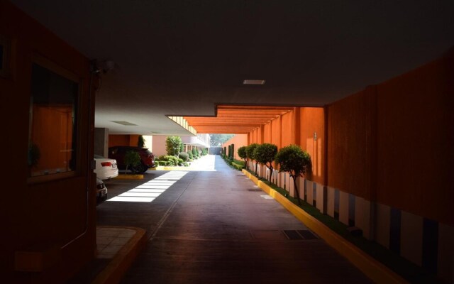 Hotel & Suites La Marquesa