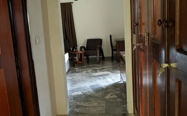 Veronica Guest House